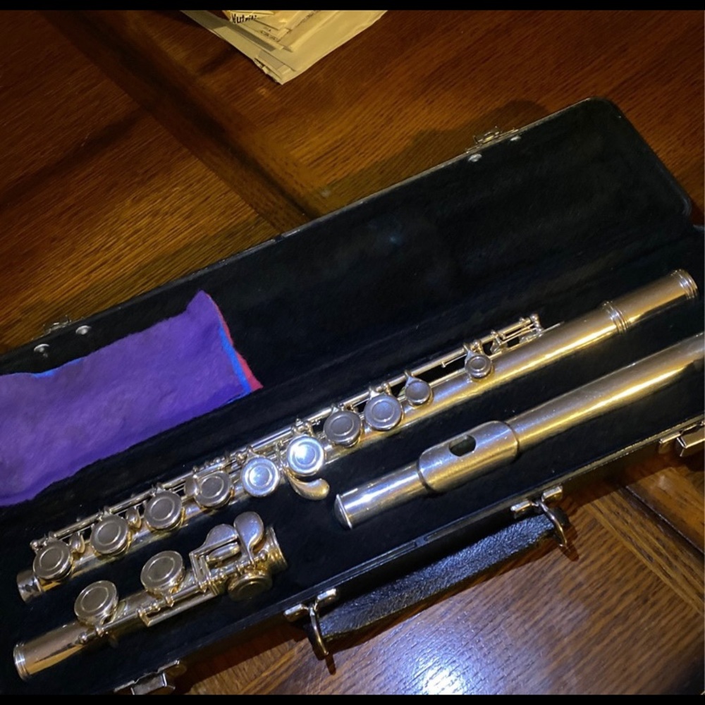 Armstrong 102 silver flute